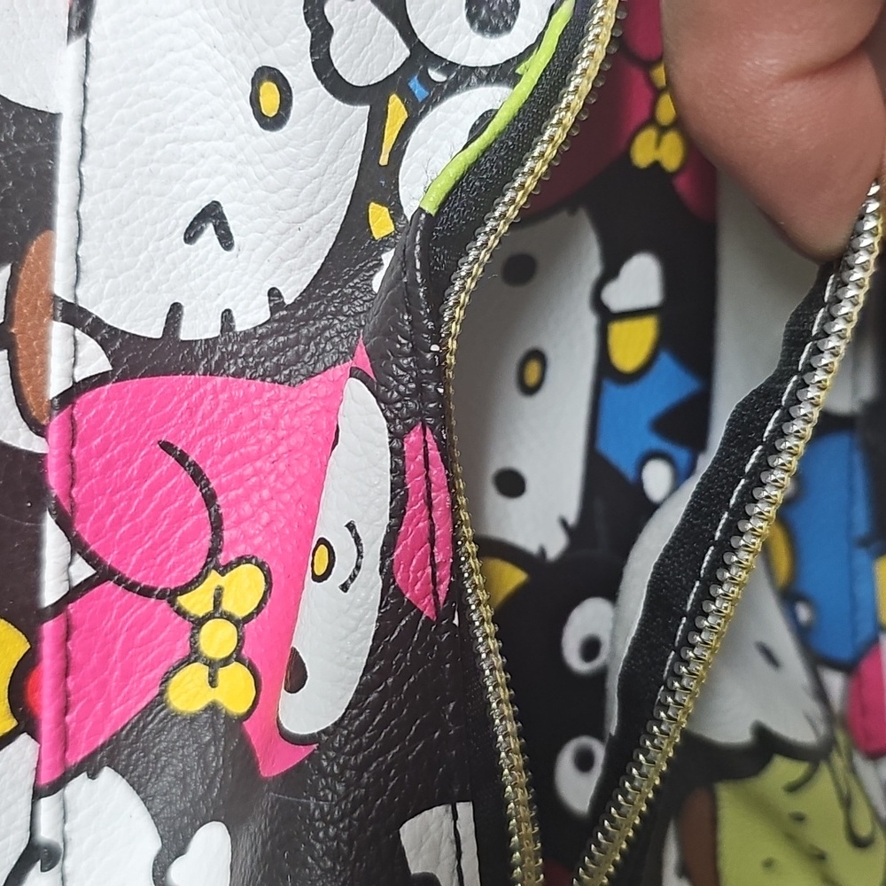 Hello Kitty mini backpack - Picture 4 of 5